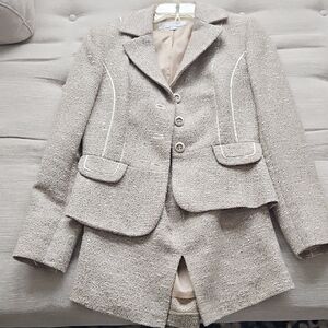 Tahari Beige Tweed Blazer